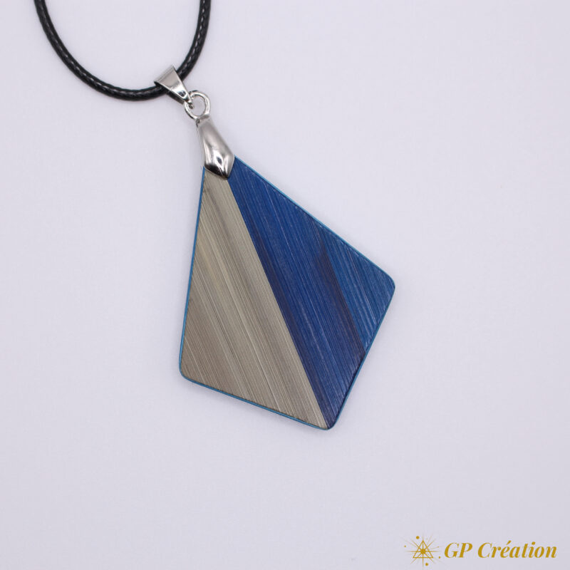 Collier "diamant" en marqueterie de paille – Image 2